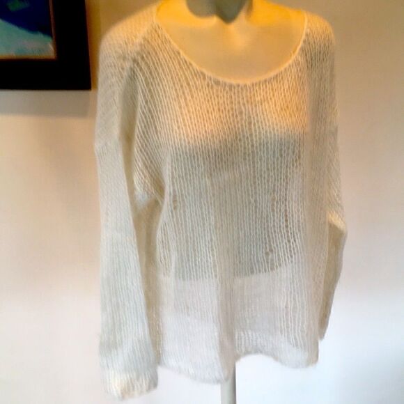 New Eileen Fisher Italian yarn ultra light weight sweater Creamy Ivory Large - Picture 15 of 16
